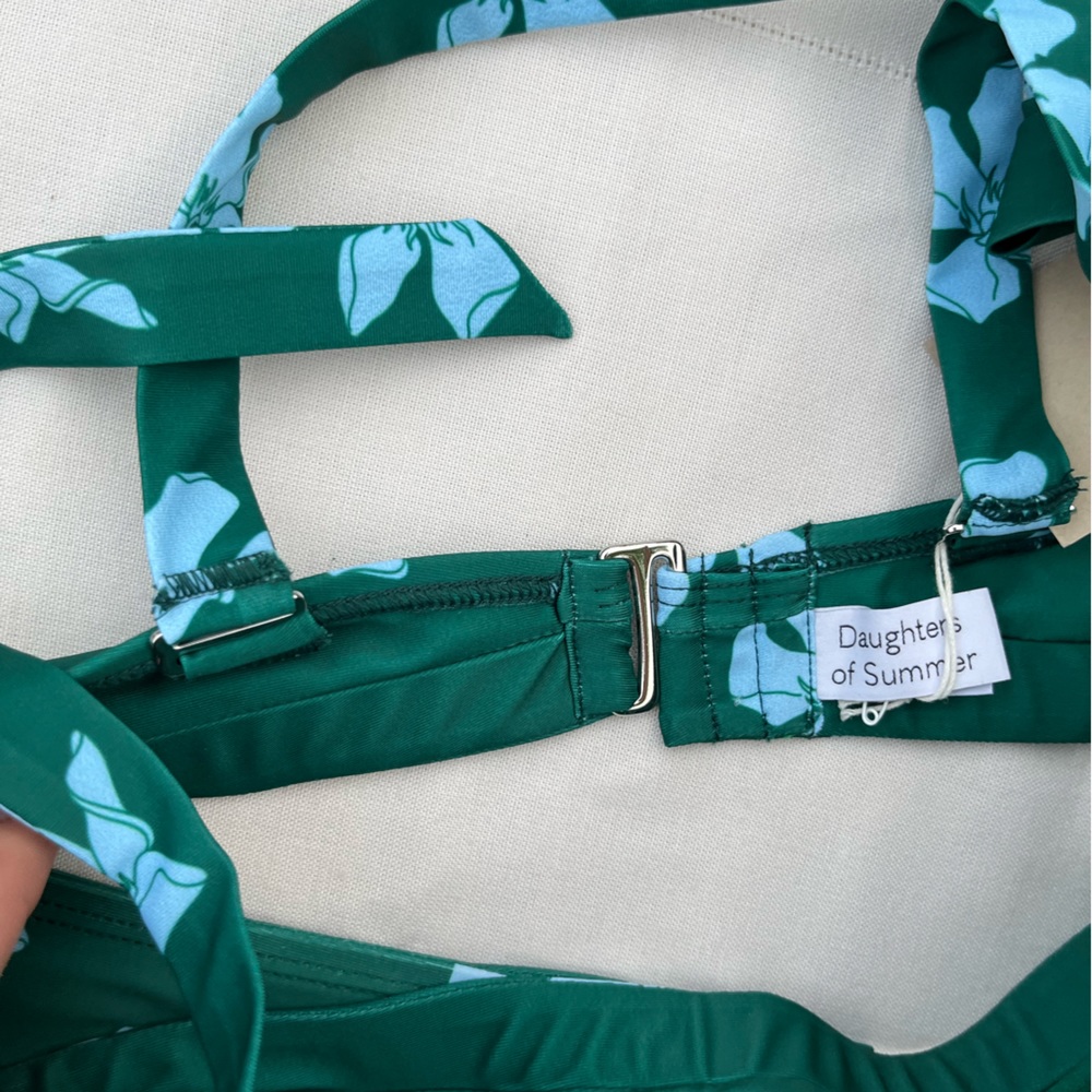 New XS Green High Waist Bikini - Picture 10 of 11